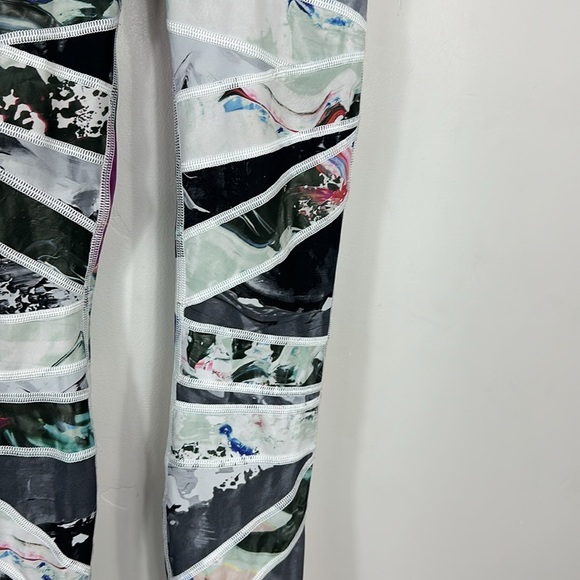 Lululemon High Times Multicolor Biggie Pigment Waves High Rise Leggings Pants 4 - Picture 7 of 11